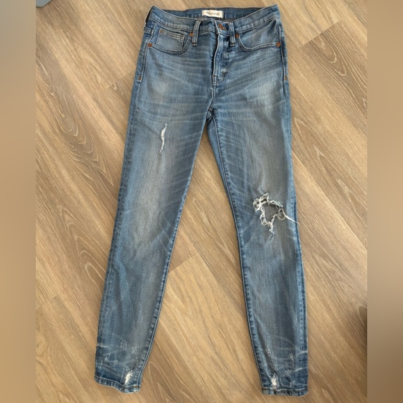 Sz 26 Madewell 9” High-Rise Skinny Jean Destructed Hem Edition - Picture 3 of 10